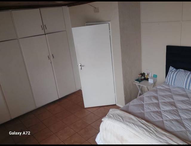 2 BEDROOM DUPLEX FOR SALE IN WINDSOR EAST